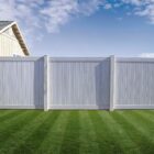 Low-Maintenance Fence Materials That Withstand Florida Weather