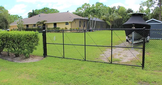 Chain-Link Fencing for Security and Affordability in Palm Beach County